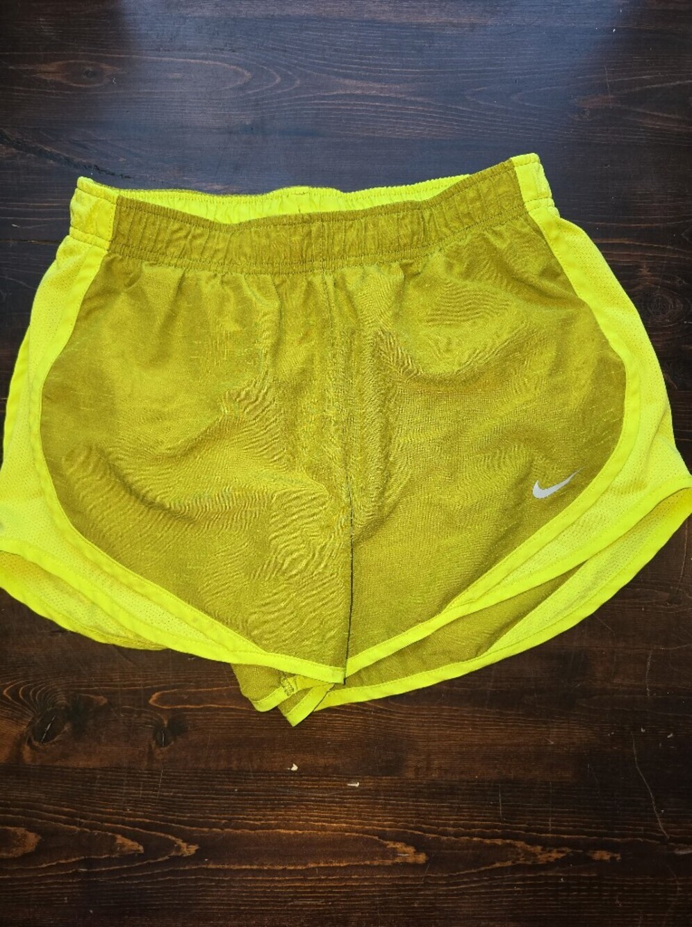 Nike Women’s Dri-FIT Tempo Running Shorts Neon Yellow Lime | Size Small